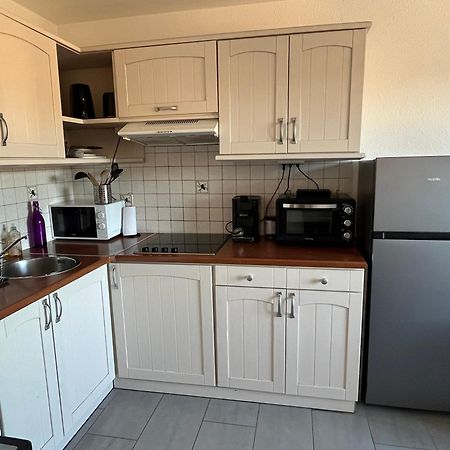 Appartement T2, 4 Personnes, Climatise, Avec Piscine, Village De La Mer ラ・ロンド・レ・モール エクステリア 写真