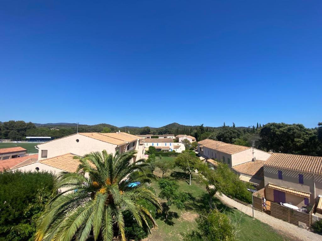 Appartement T2, 4 Personnes, Climatise, Avec Piscine, Village De La Mer ラ・ロンド・レ・モール エクステリア 写真