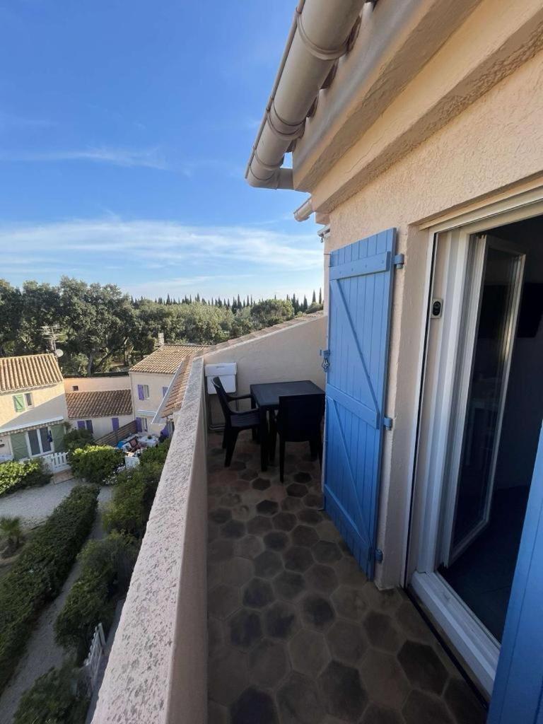 Appartement T2, 4 Personnes, Climatise, Avec Piscine, Village De La Mer ラ・ロンド・レ・モール エクステリア 写真